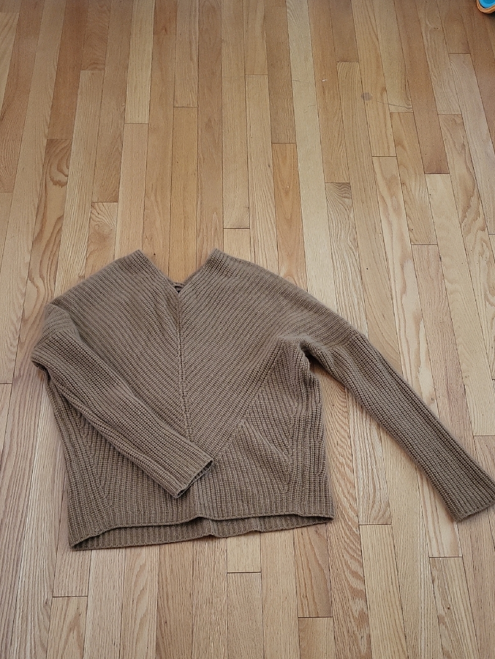 Like New Maje 100% Cashmere Sweater